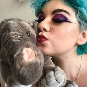 Meet your Posher, Lindsay